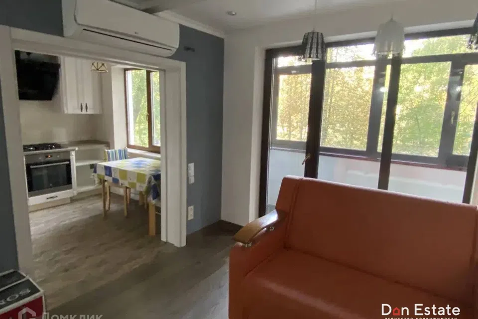 Продаётся 4-комнатная квартира, 93 м²
