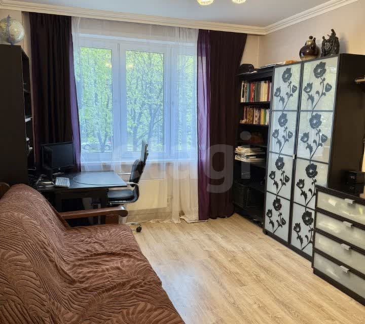 Продаётся 3-комнатная квартира, 59.4 м²