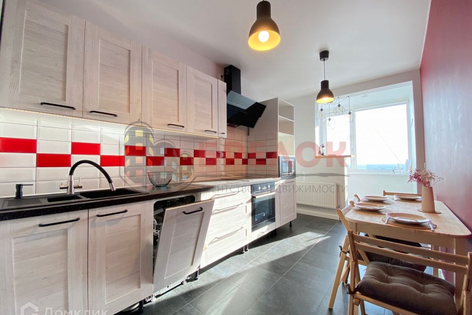 Продаётся 1-комнатная квартира, 48 м²
