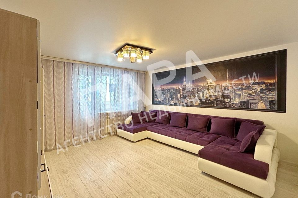 Продаётся 3-комнатная квартира, 58.8 м²