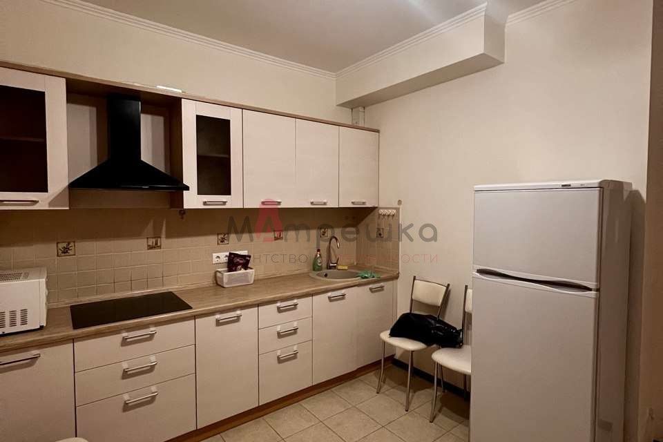 Продаётся 2-комнатная квартира, 65 м²