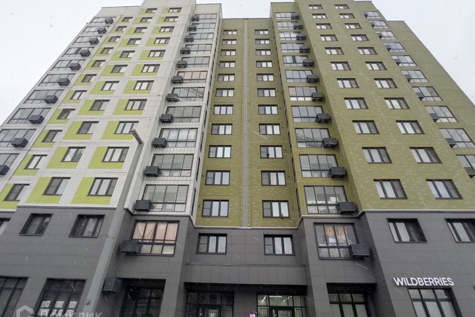Продаётся 5-комнатная квартира, 130 м²