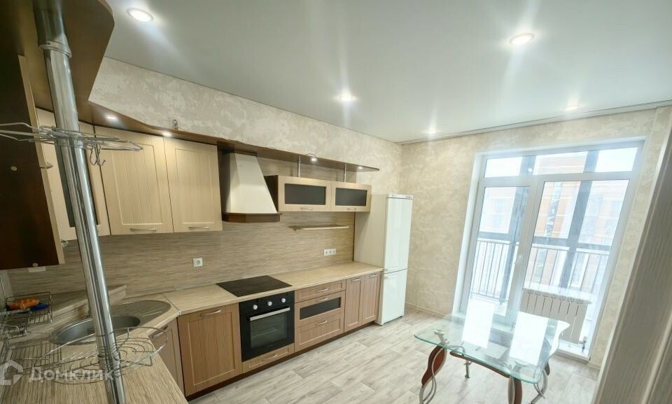 Сдаётся 2-комнатная квартира, 58 м²