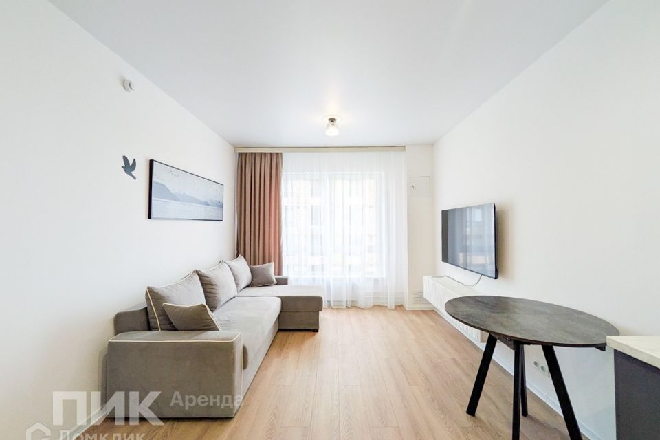 Сдаётся 1-комнатная квартира, 42 м²