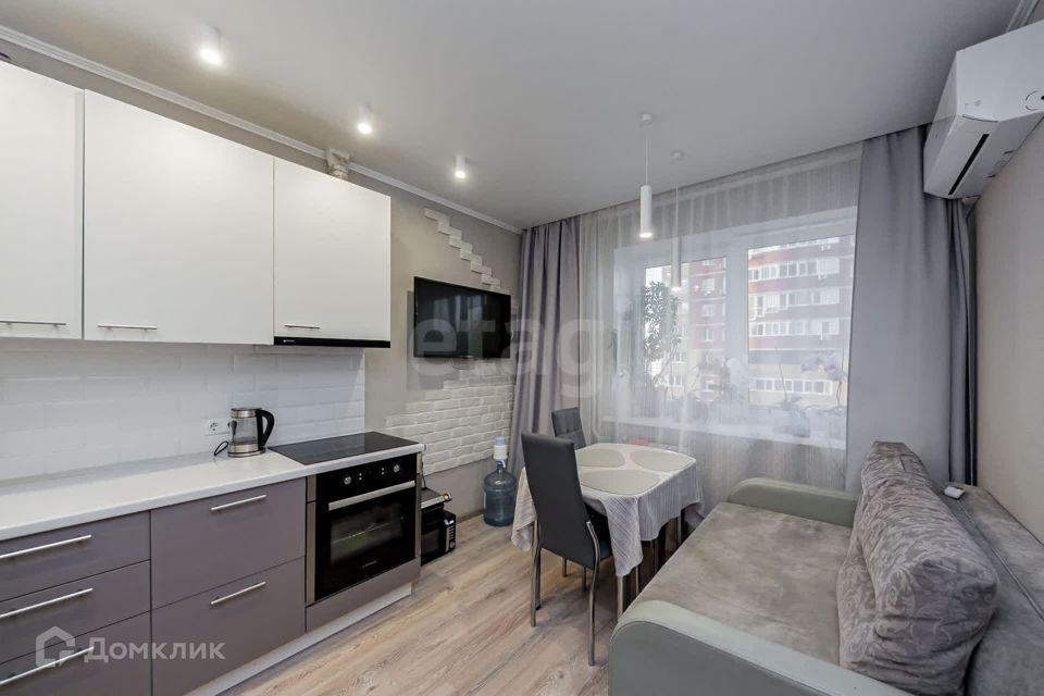 Продаётся 2-комнатная квартира, 59.5 м²