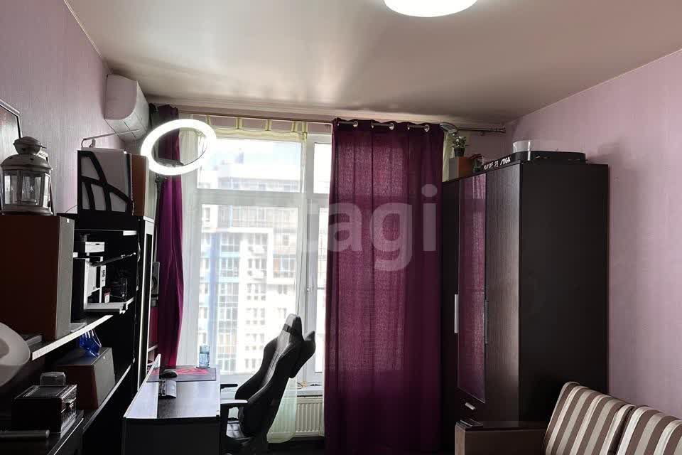 Продаётся 1-комнатная квартира, 41.1 м²