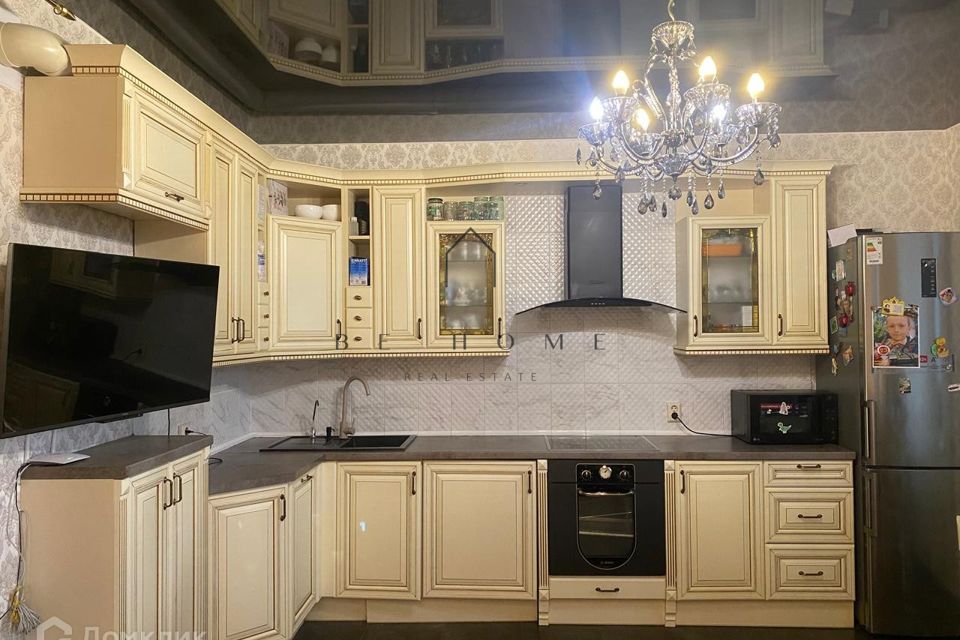 Продаётся 1-комнатная квартира, 53 м²