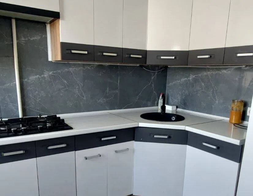 Продаётся 3-комнатная квартира, 62.7 м²