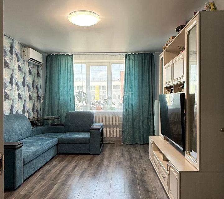 Продаётся 1-комнатная квартира, 40.7 м²