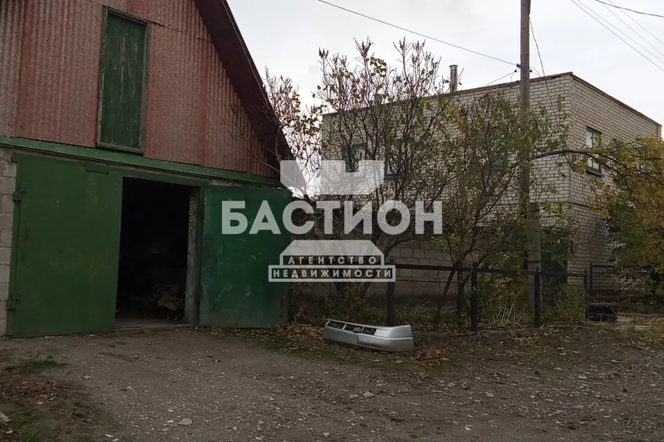 Продаётся 2-этажный дом, 200 м²