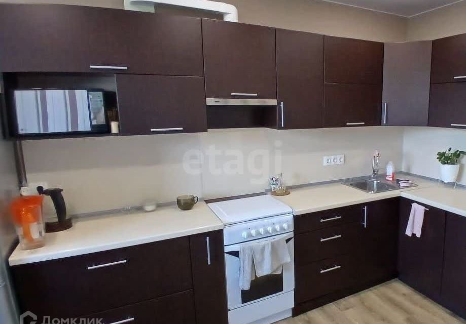 Продаётся 1-комнатная квартира, 59 м²