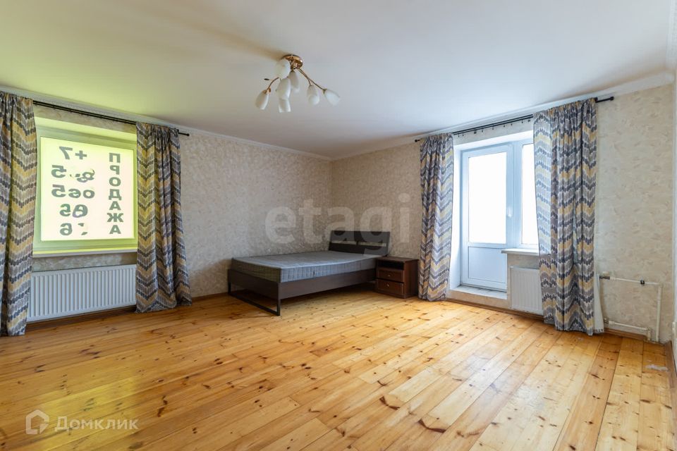 Продаётся 1-комнатная квартира, 54.4 м²