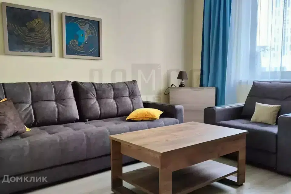 Продаётся 2-комнатная квартира, 71.7 м²