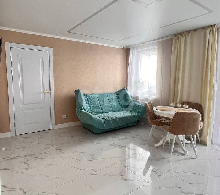 Сдаётся 2-комнатная квартира, 54 м²
