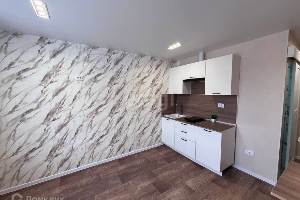 Продаётся 1-комнатная квартира, 17.8 м²