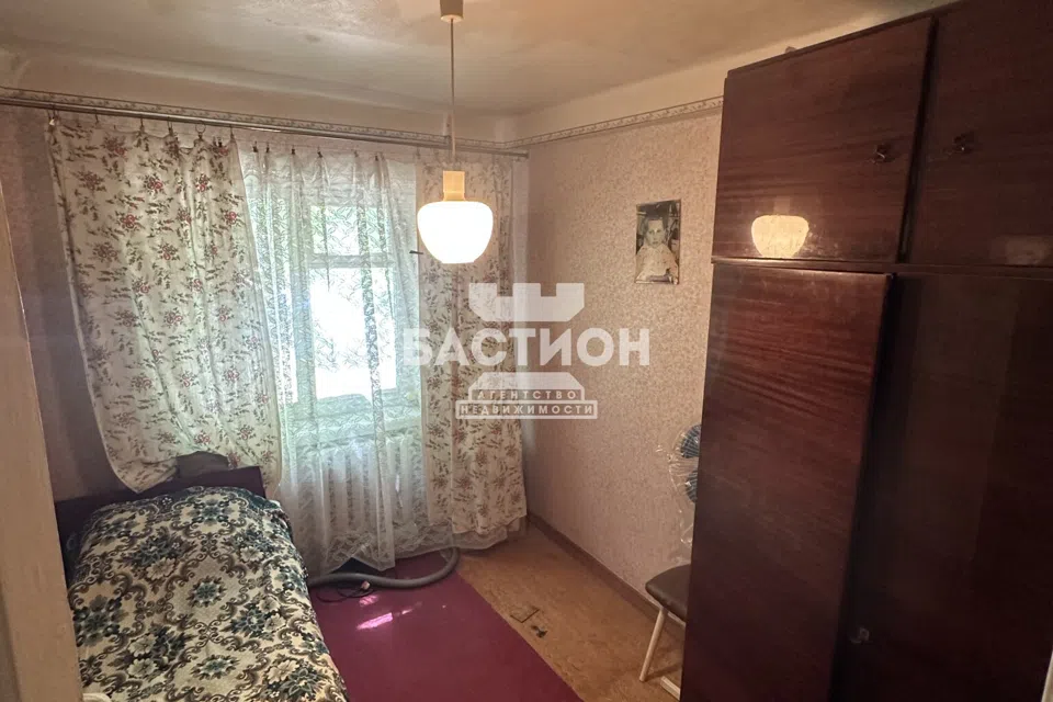 Продаётся 3-комнатная квартира, 52.5 м²