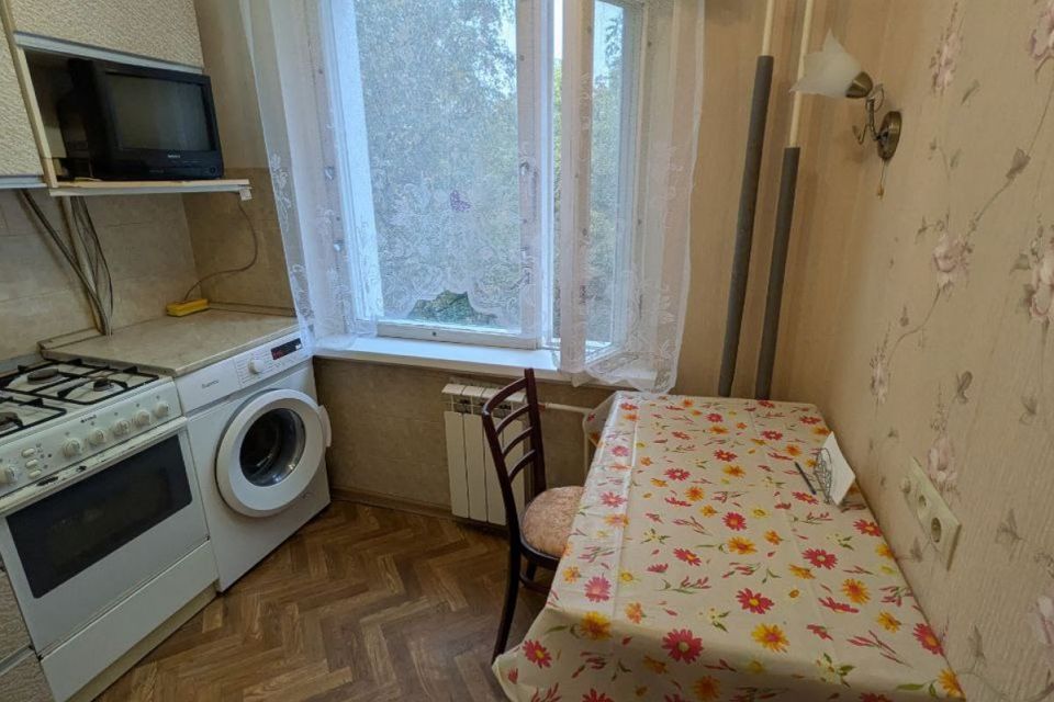 Сдаётся 2-комнатная квартира, 43 м²