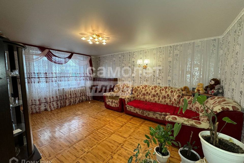 Продаётся 4-комнатная квартира, 80.5 м²