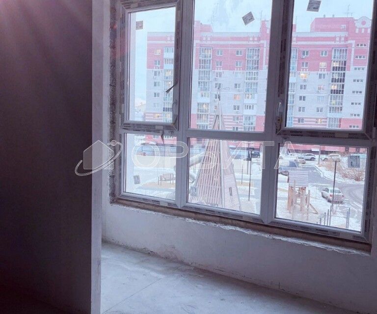 Продаётся 1-комнатная квартира, 42 м²