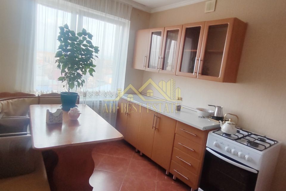 Сдаётся 2-комнатная квартира, 52 м²