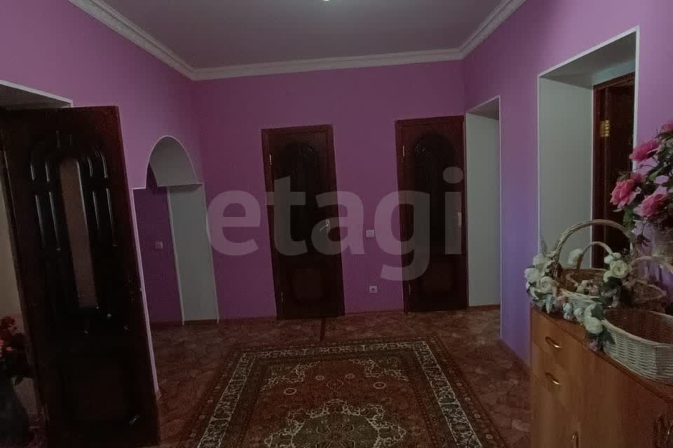 Продаётся 3-комнатная квартира, 89.7 м²