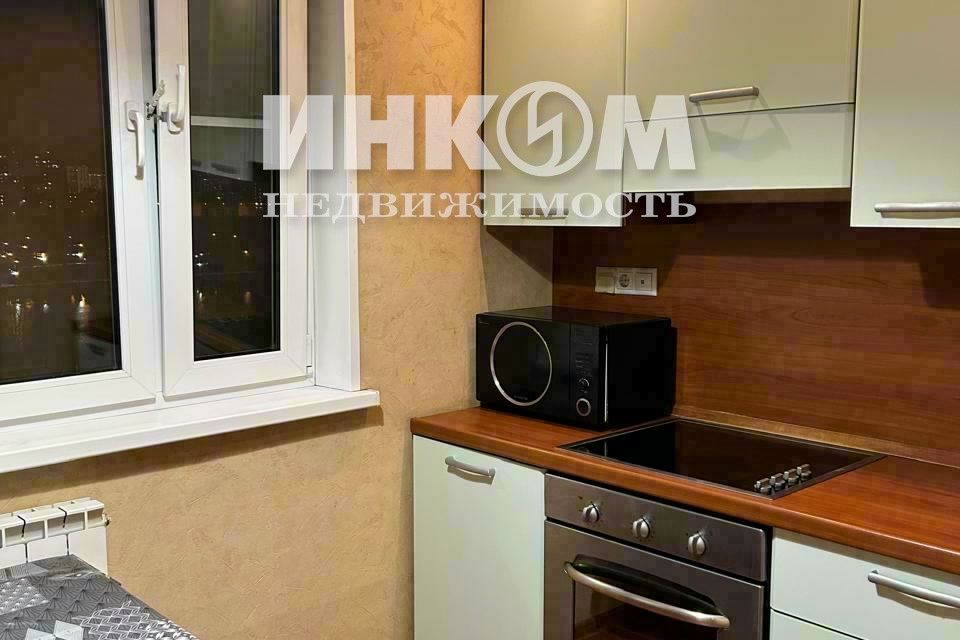 Сдаётся 1-комнатная квартира, 38 м²