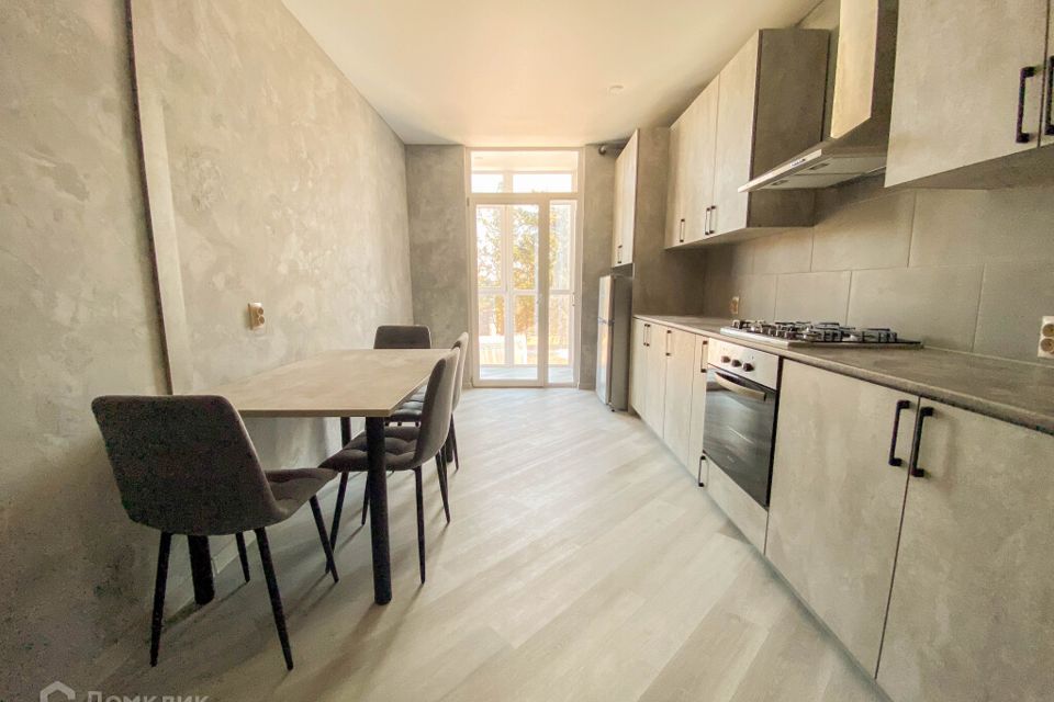 Продаётся 1-комнатная квартира, 49.2 м²