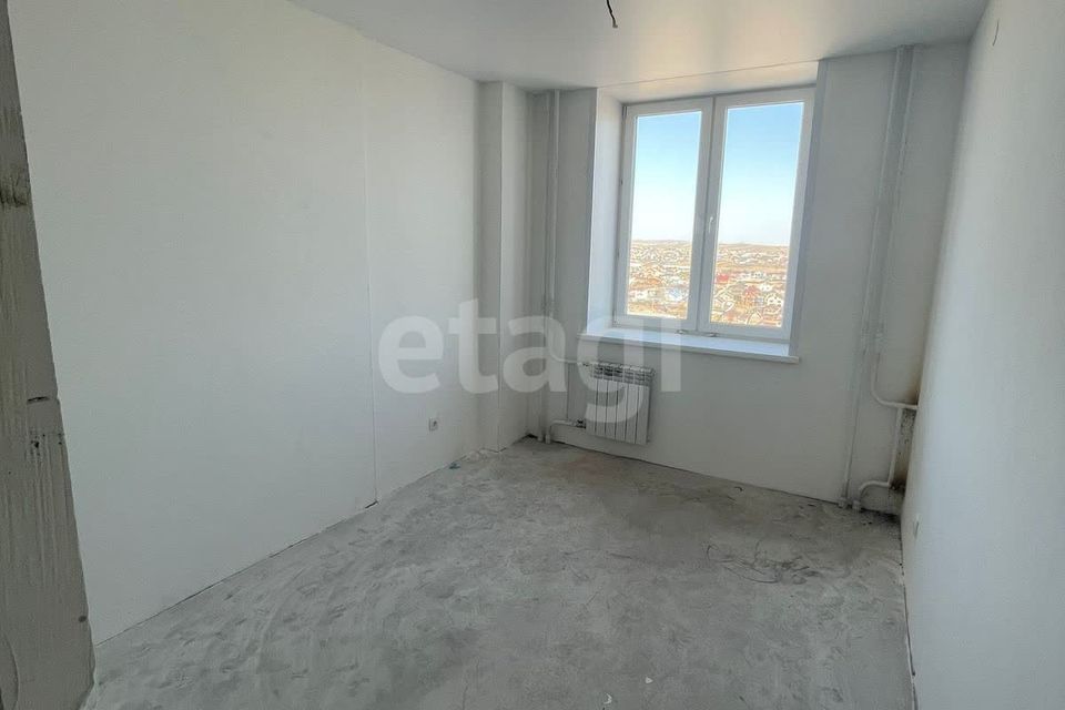 Продаётся 4-комнатная квартира, 88.2 м²