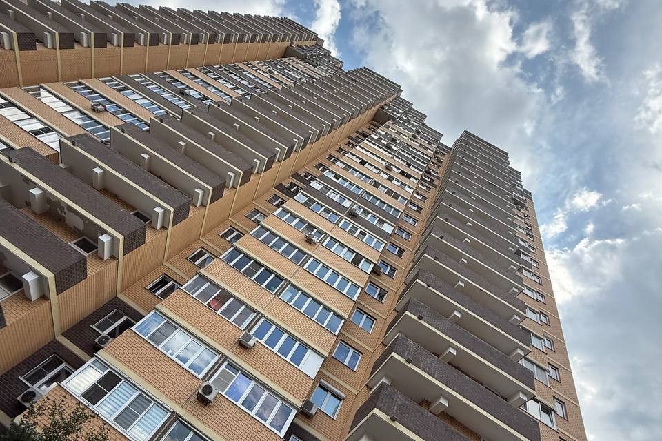 Сдаётся 2-комнатная квартира, 66.1 м²