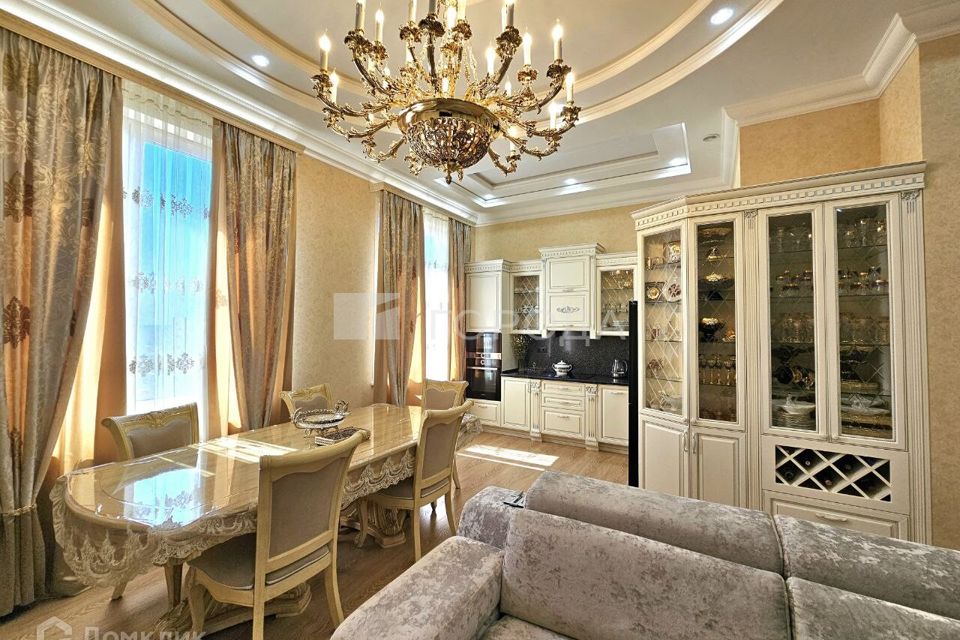Продаётся 3-комнатная квартира, 75.9 м²