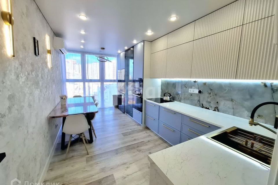 Продаётся 3-комнатная квартира, 85 м²