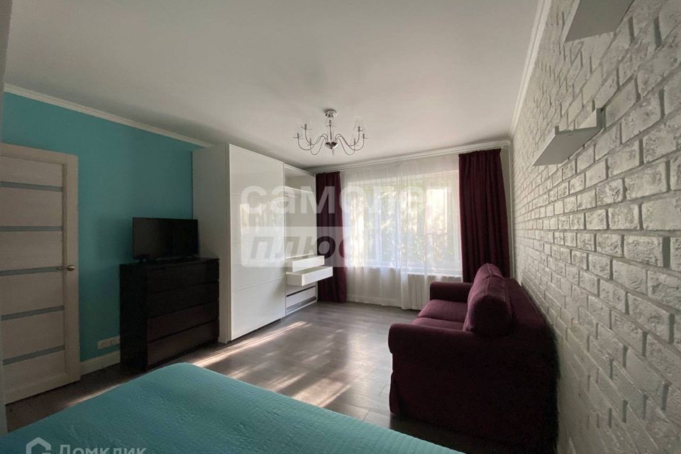 Сдаётся 1-комнатная квартира, 35 м²