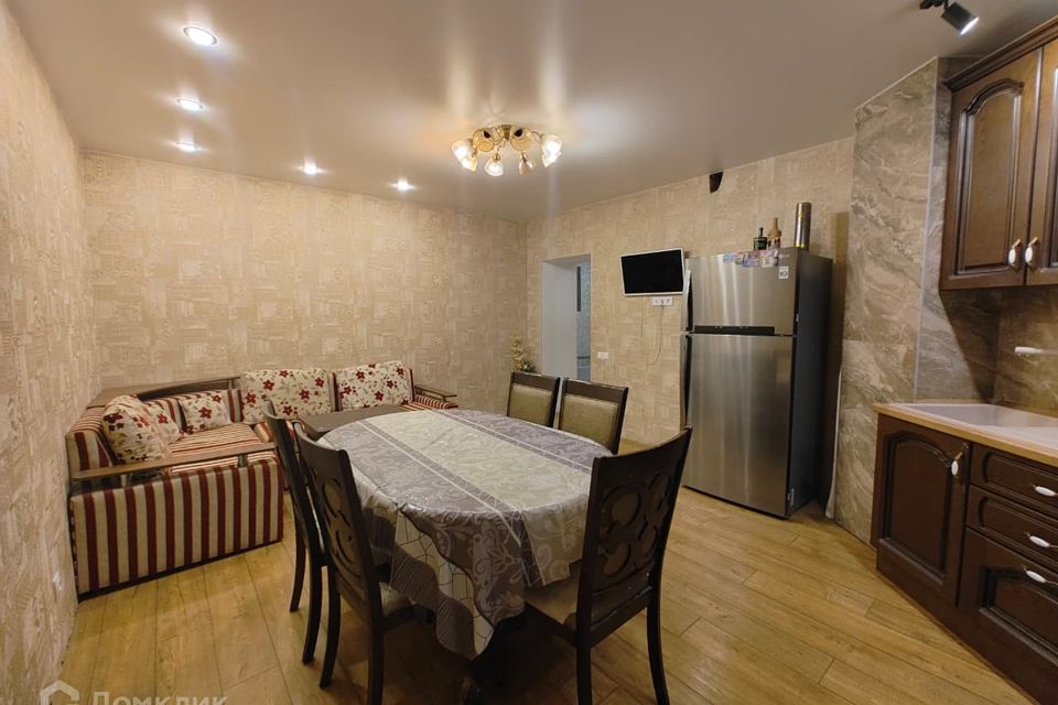 Продаётся 3-комнатная квартира, 93.3 м²