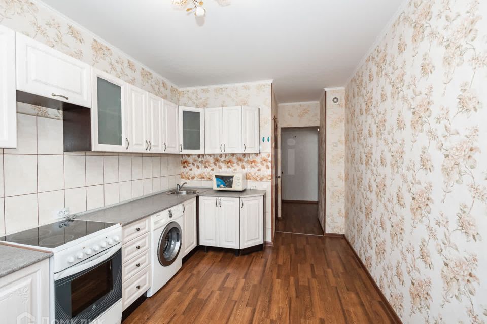 Продаётся 1-комнатная квартира, 54 м²