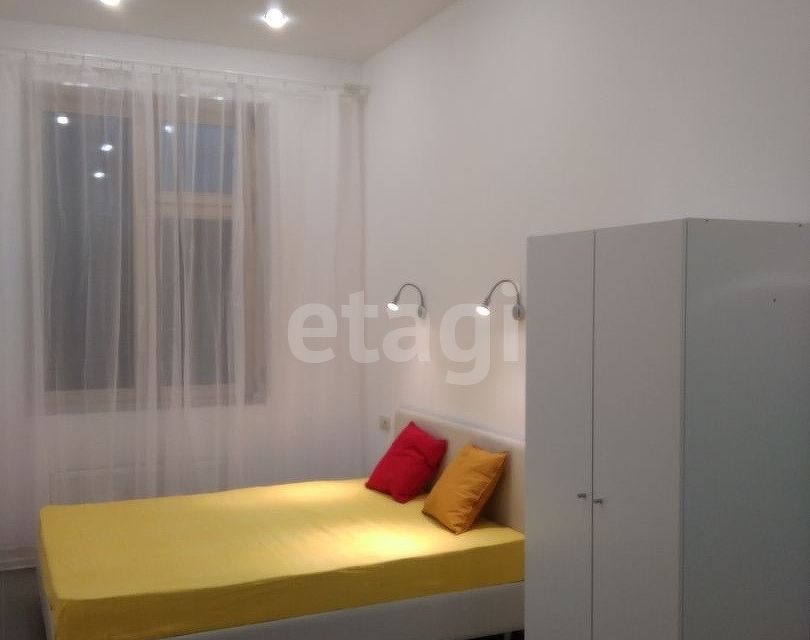 Продаётся 1-комнатная квартира, 42.6 м²