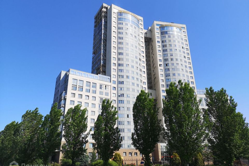 Продаётся 2-комнатная квартира, 116 м²