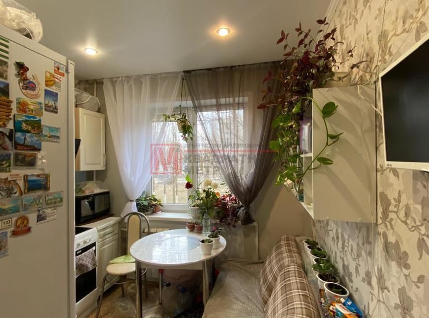 Продаётся 1-комнатная квартира, 32 м²