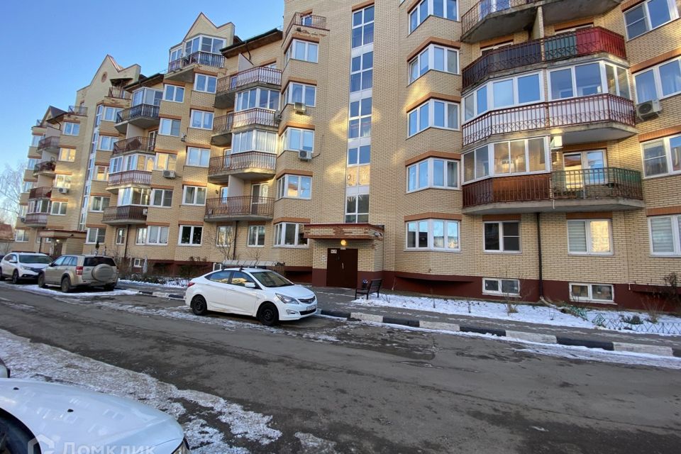 Продаётся 1-комнатная квартира, 42.1 м²