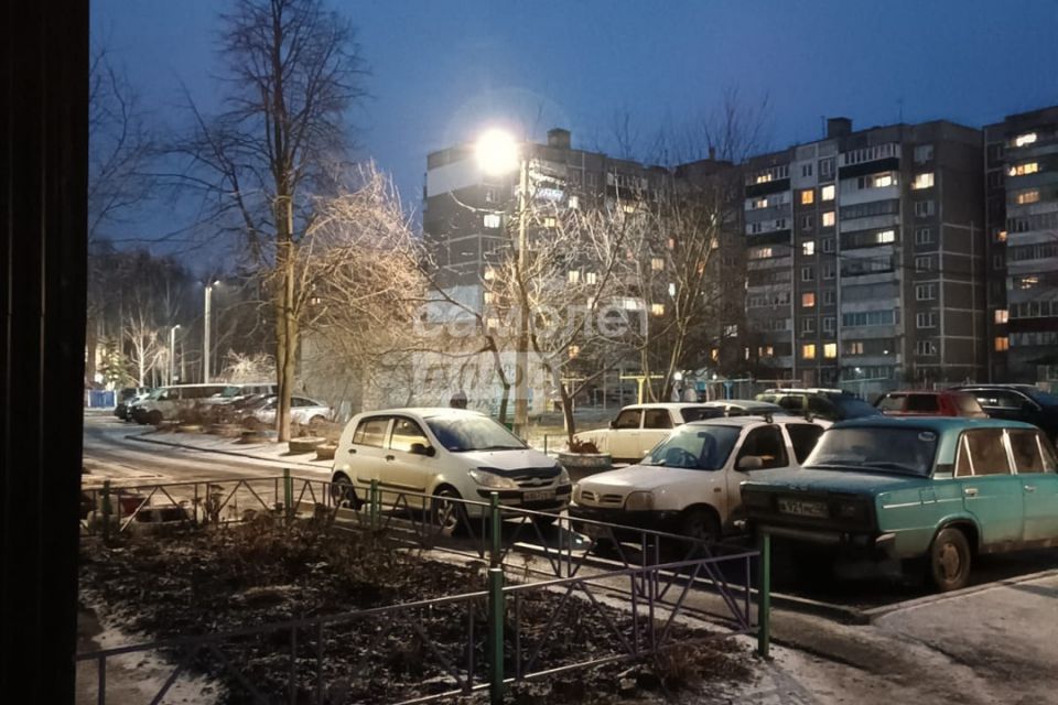 Продаётся 3-комнатная квартира, 60.5 м²