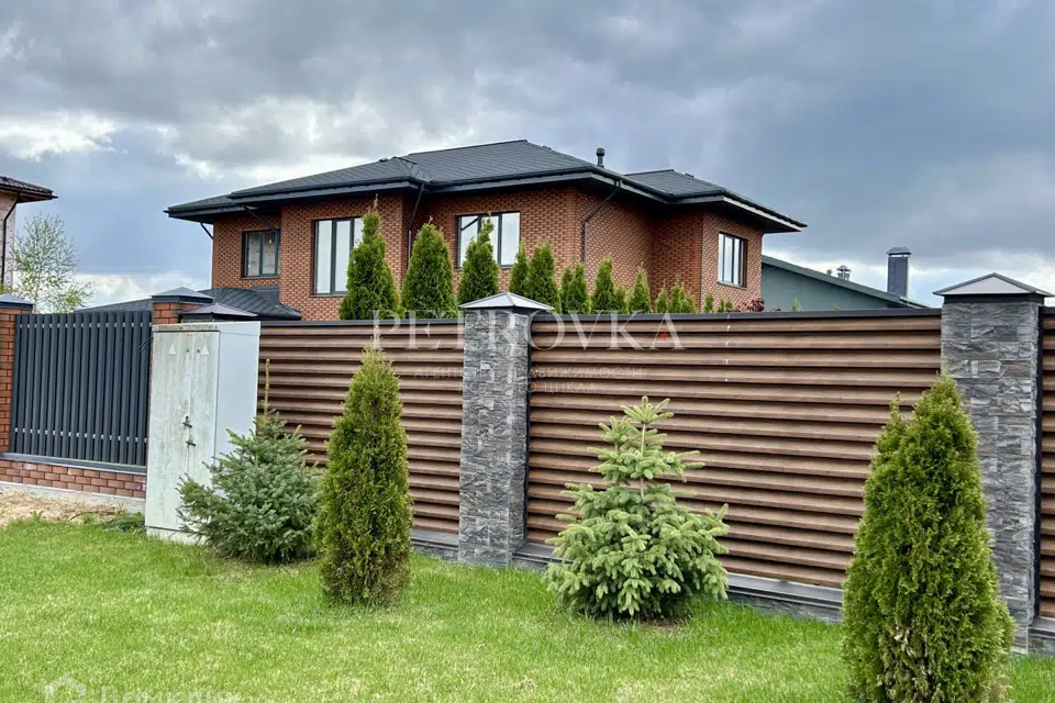 Продаётся 2-этажный дом, 250 м²