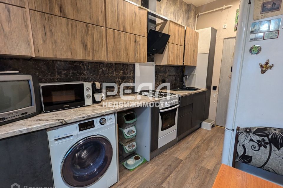 Продаётся 3-комнатная квартира, 62.4 м²