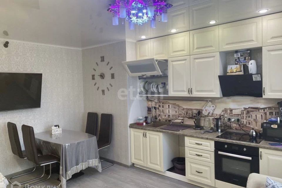 Продаётся 3-комнатная квартира, 80 м²