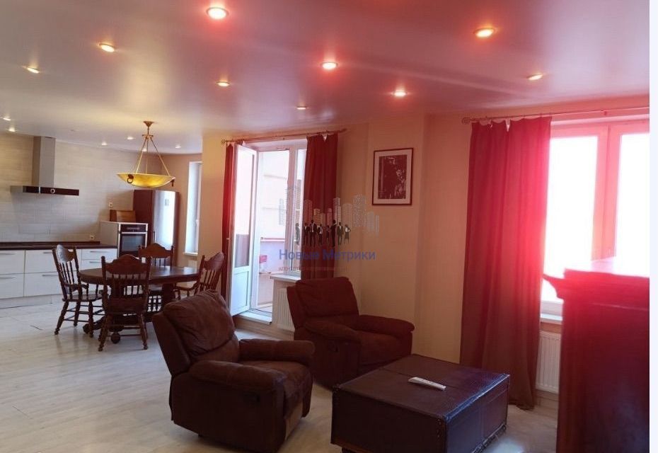 Продаётся 3-комнатная квартира, 98 м²