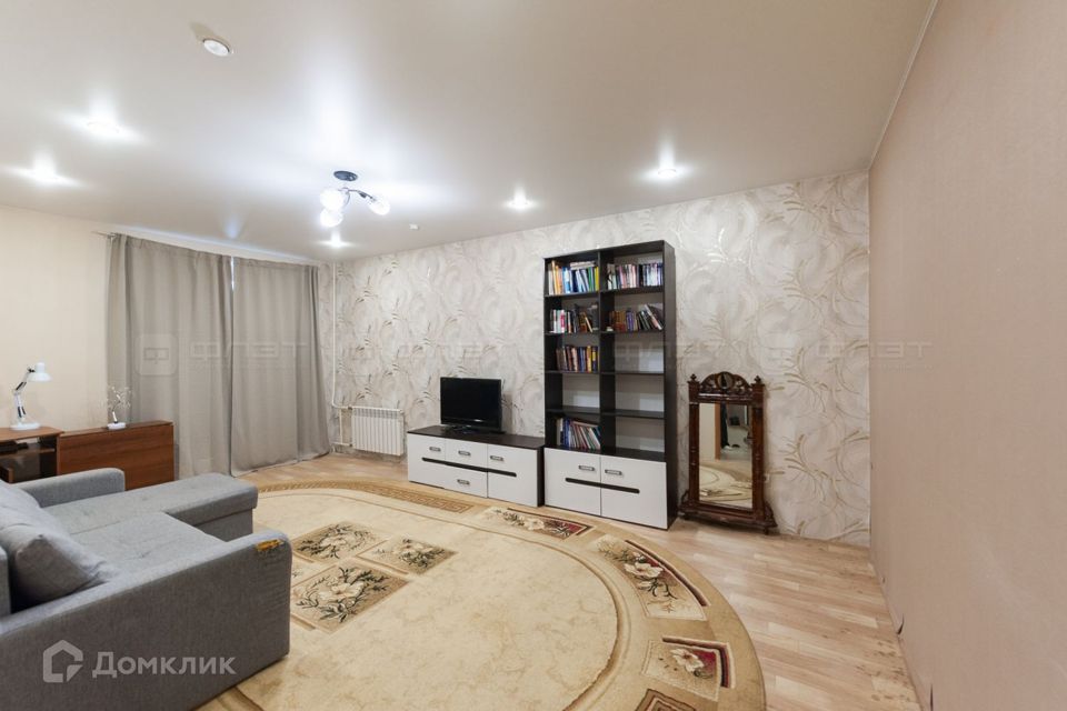 Продаётся 2-комнатная квартира, 72.5 м²