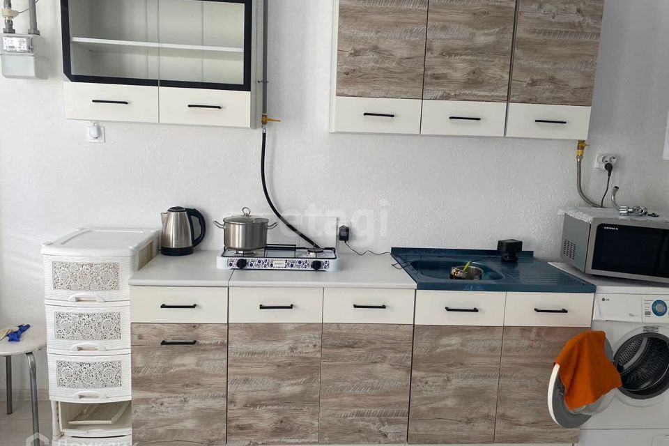 Продаётся 1-комнатная квартира, 39.6 м²