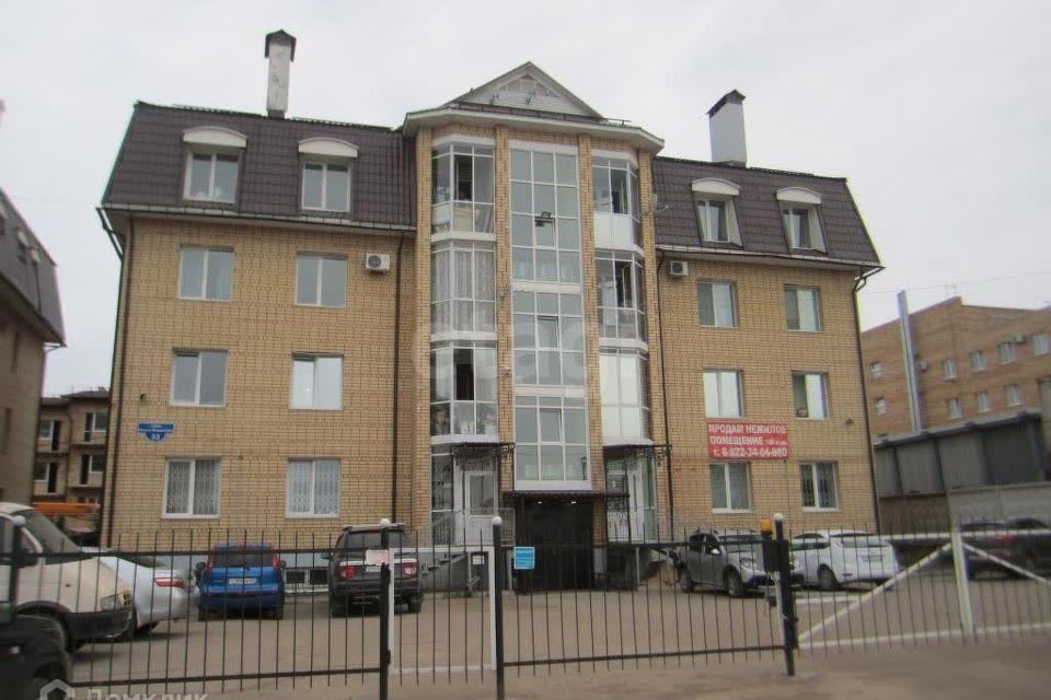 Продаётся 2-комнатная квартира, 76.3 м²