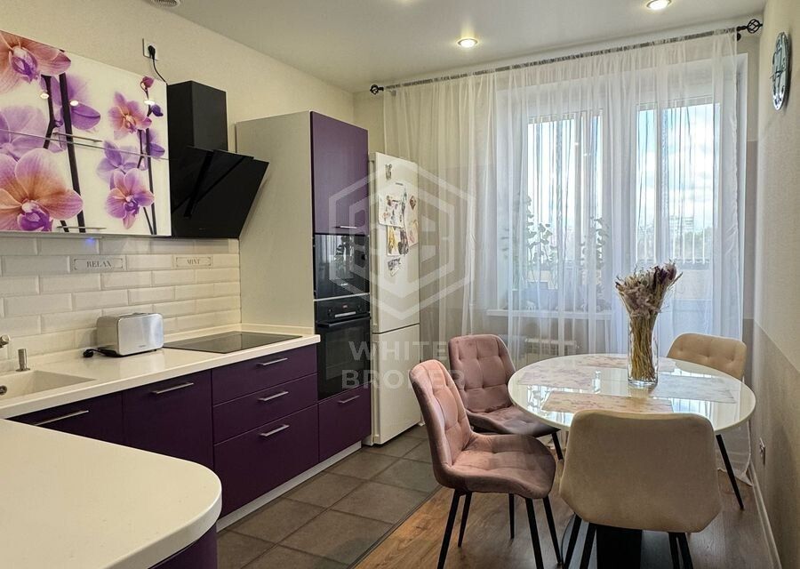 Продаётся 1-комнатная квартира, 46.2 м²