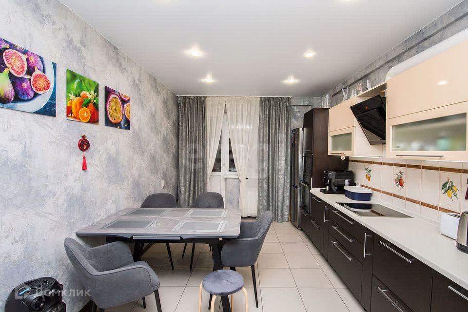 Продаётся 3-комнатная квартира, 85 м²