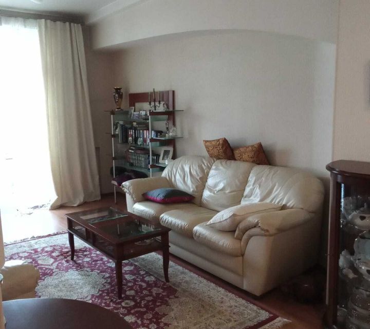 Продаётся 3-комнатная квартира, 73 м²