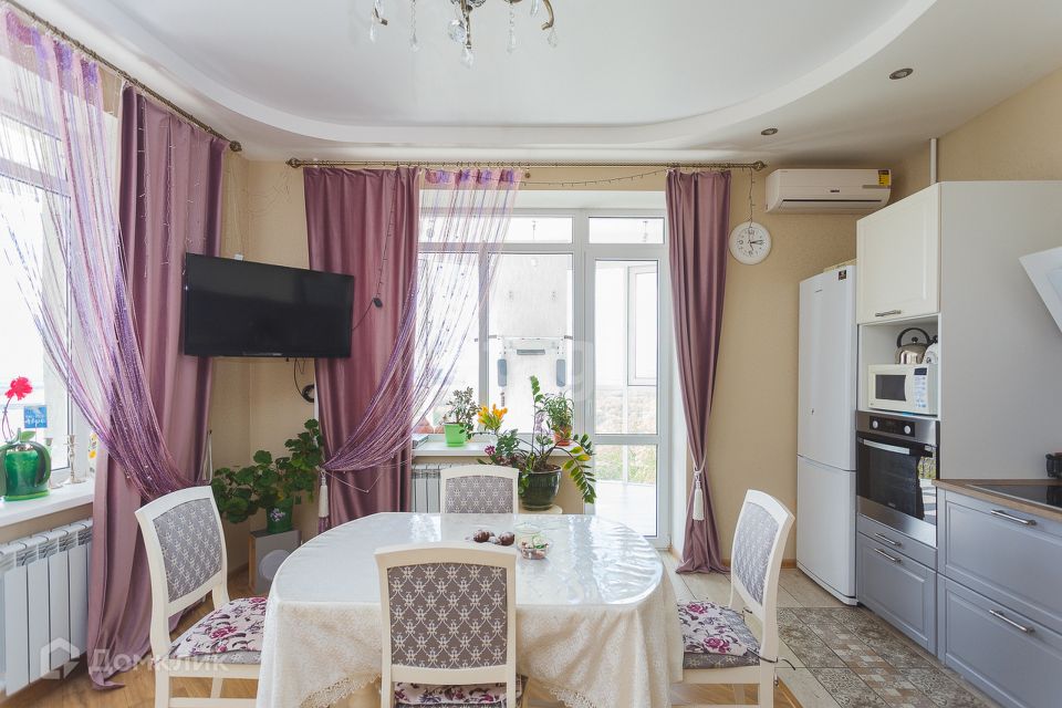 Продаётся 2-комнатная квартира, 80 м²